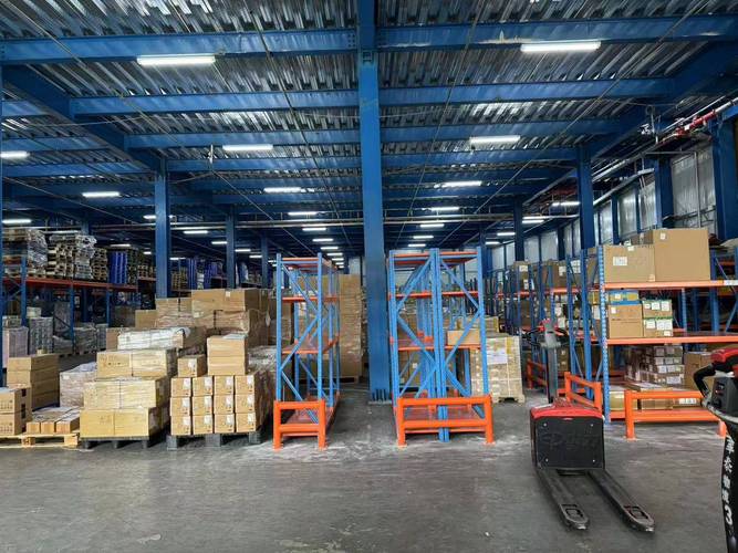 全方位物流解决方案 中港货柜运输、散货拼柜、吨车包车、整柜拖柜与国际货运代理